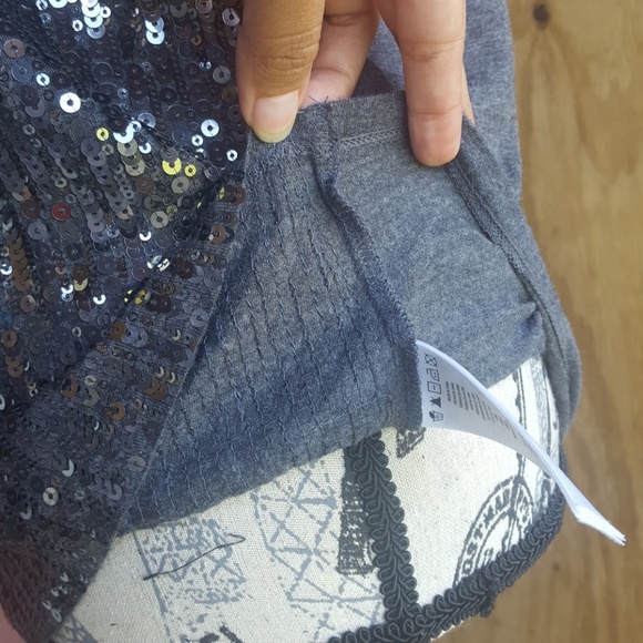 MK Sequin Blouse - Picture 4 of 6